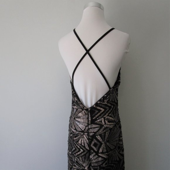 NWT Metallic Sequin Halter Open Back Evening Gown - Picture 7 of 9